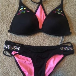 NWOT Victoria’s Secret PINK bikini size small